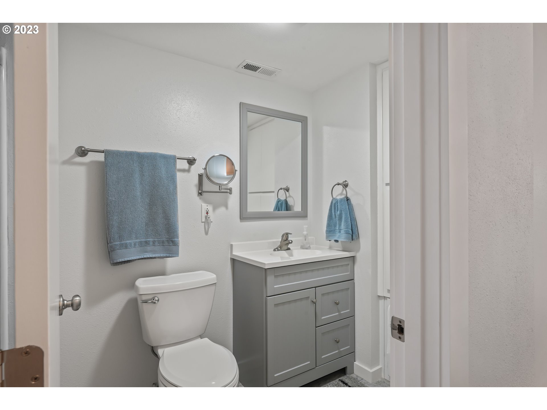 14025 Northwest Meadowlake Road Carlton, OR 97111 - Photo 23 of 48 Gallery Image 23