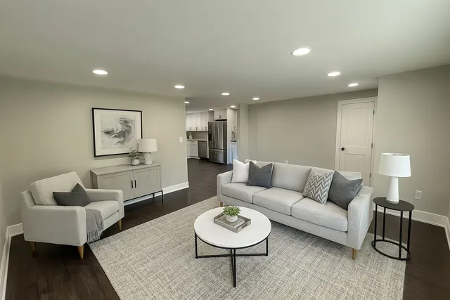 $309,900 | 10531 South Morgan Street, Chicago, IL 60643