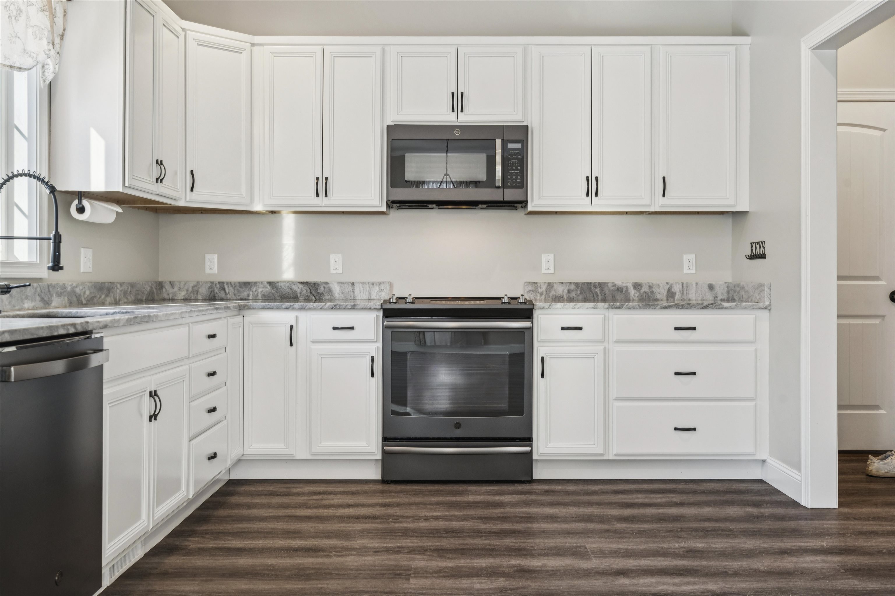 71 Range Road Alton, NH 03809 - Photo 5 of 40