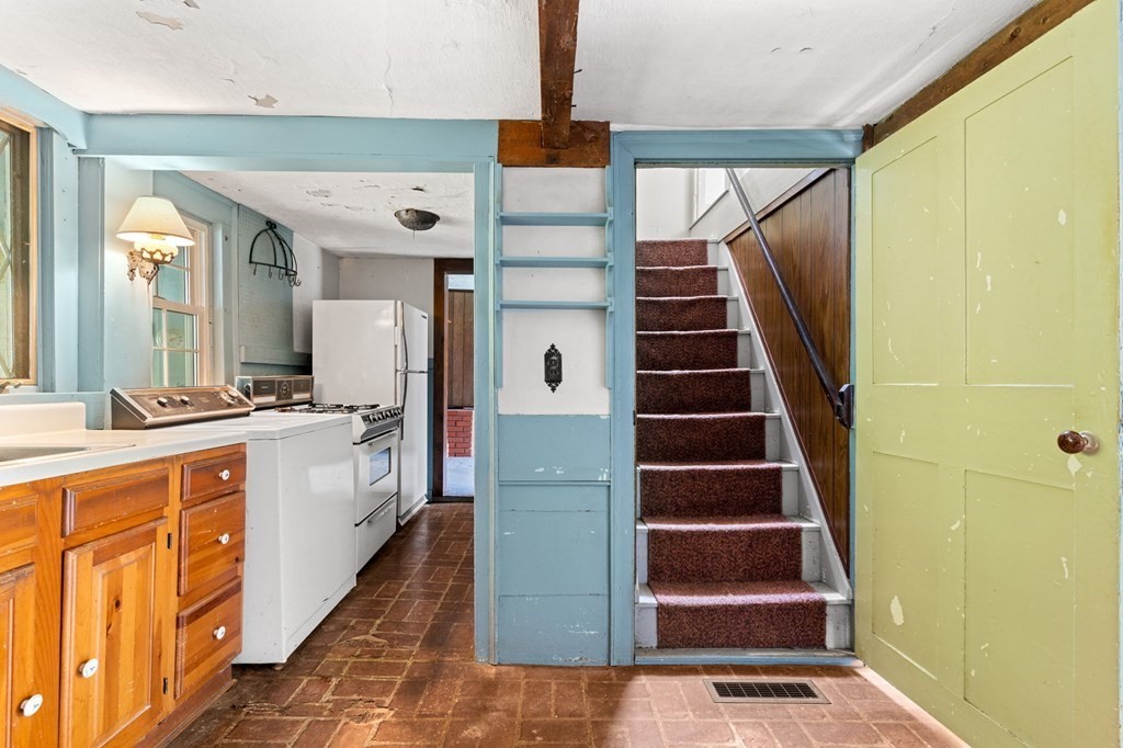 32 West Street Groton, MA 01450 - Photo 16 of 41