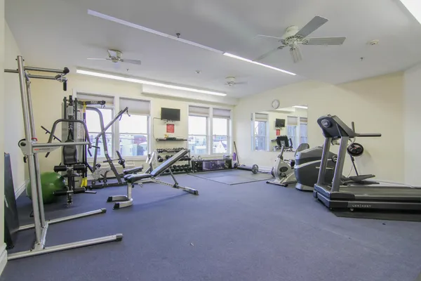 $3,700 | 518 Gregory Avenue, Unit C401, Weehawken, NJ 07086