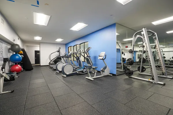 $3,700 | 518 Gregory Avenue, Unit C401, Weehawken, NJ 07086