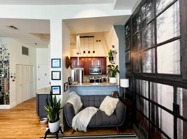 $3,700 | 518 Gregory Avenue, Unit C401, Weehawken, NJ 07086