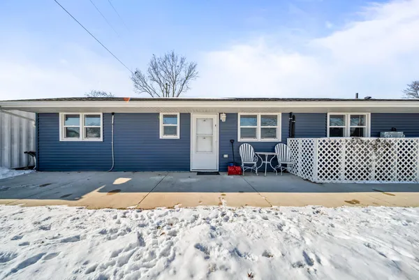 $251,800 | 70118 Highway 131, White Pigeon, MI 49099