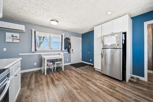 $268,100 | 70118 Highway 131, White Pigeon, MI 49099