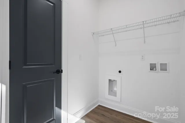 $389,900 | 121 31st Avenue Northwest, Hickory, NC 28601