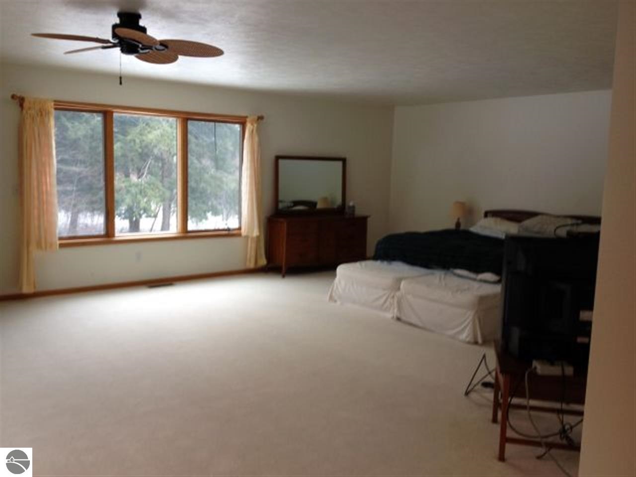 2650 South 17 Road Harrietta, MI 49638 - Photo 17 of 40 1791477-19.JPG