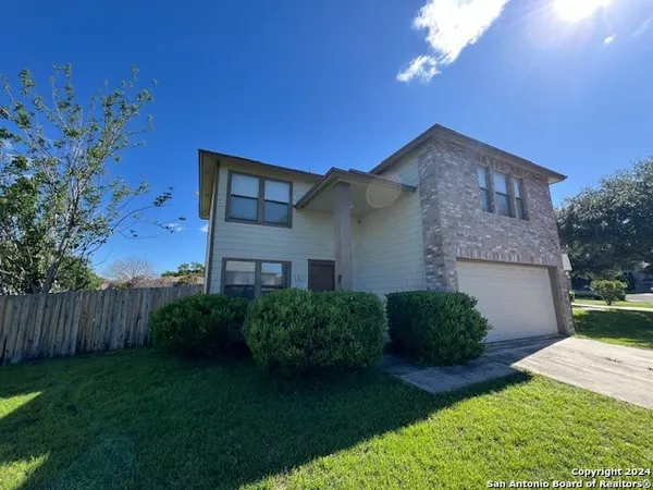 $1,495 | 6627 Meadow Fawn Drive, Converse, TX 78109