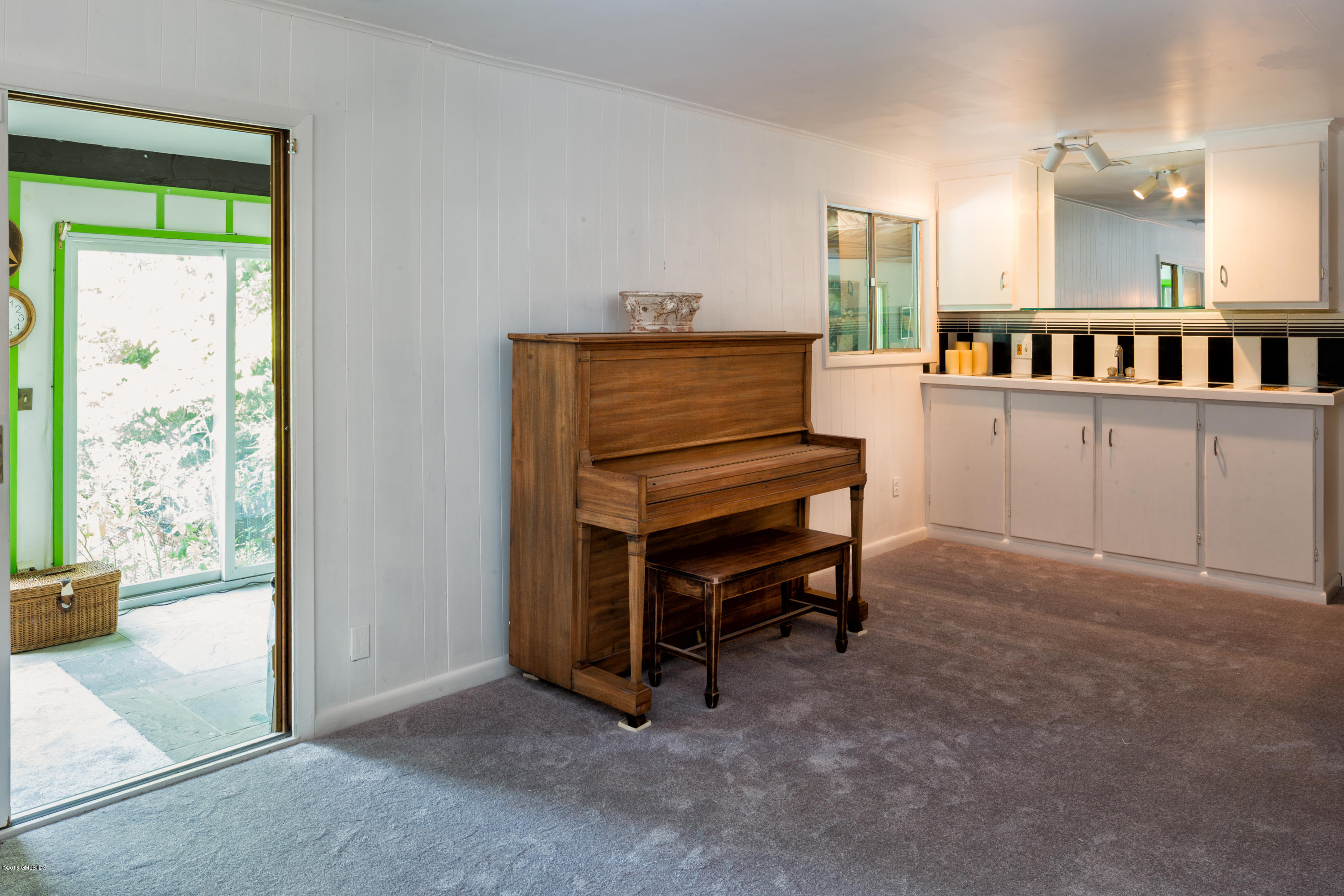 7 Crawford Terrace Riverside, CT 06878 - Photo 14 of 19 a bedroom with furniture and a window