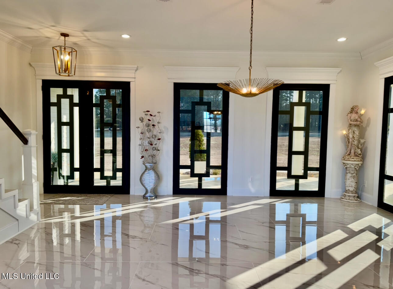 104 Two Lakes Drive Madison, MS 39110 - Photo 8 of 69 View recent photos 2