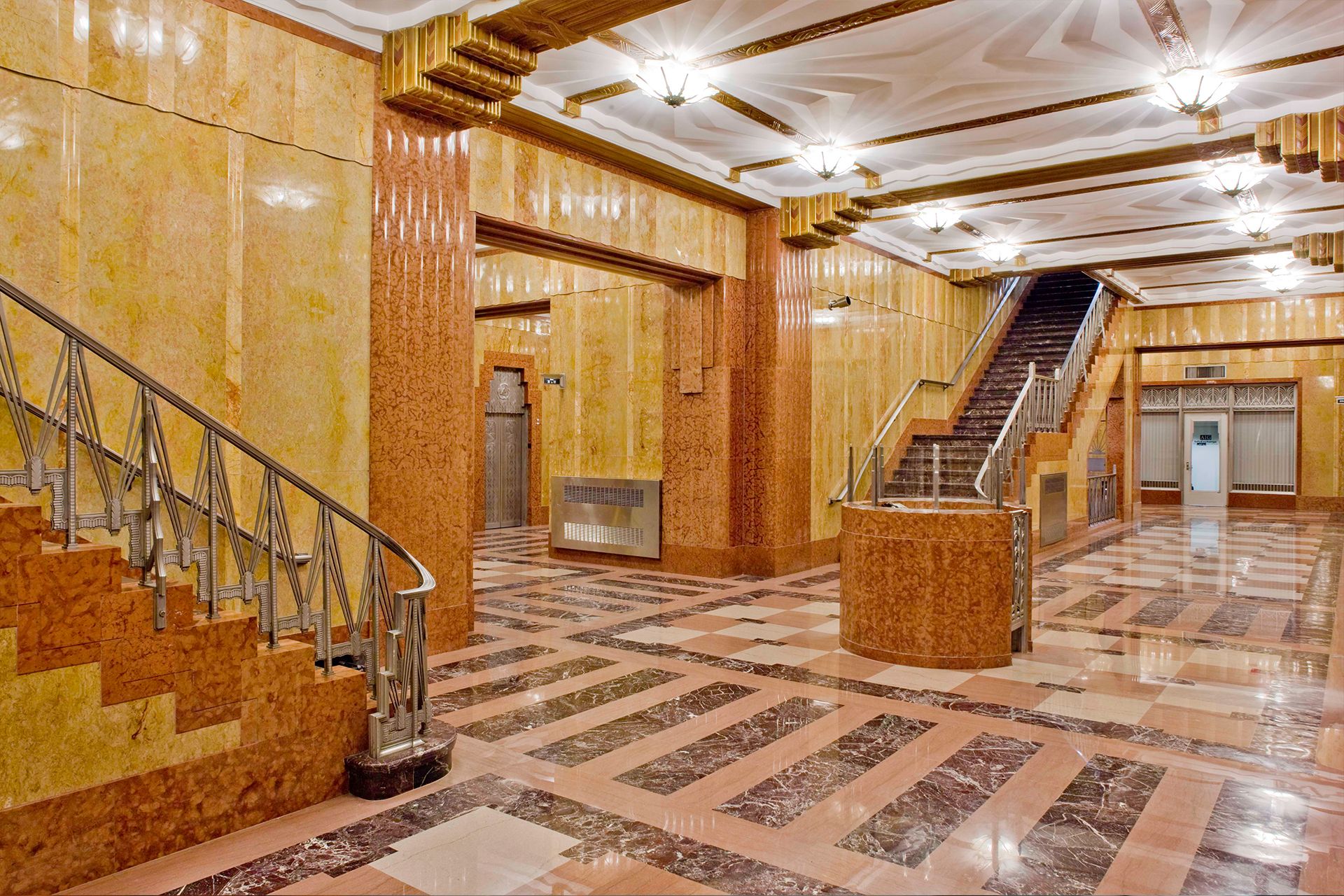 70 Pine Street, Unit 1802 Manhattan, NY 10005 - Photo 11 of 27 a view of entryway with a hall