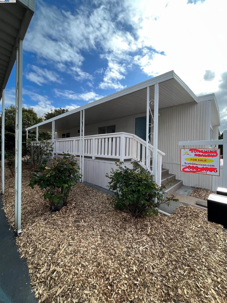 1085 Tasman Sunnyvale, CA 94089 - Photo 2 of 33 a view of backyard with plants and outdoor seating
