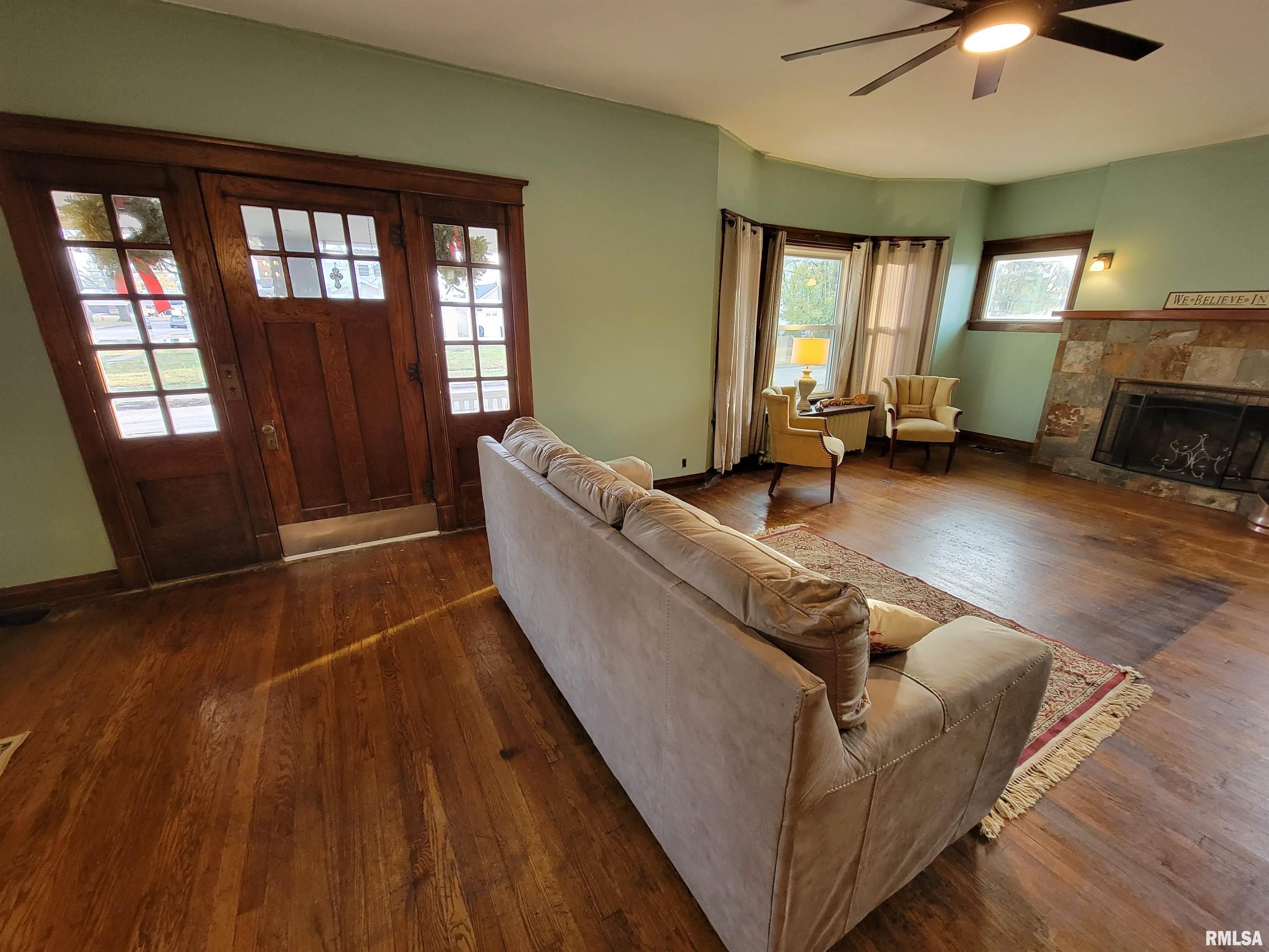 133 East 4th Street Flora, IL 62839 - Photo 12 of 93 Gallery Image 12