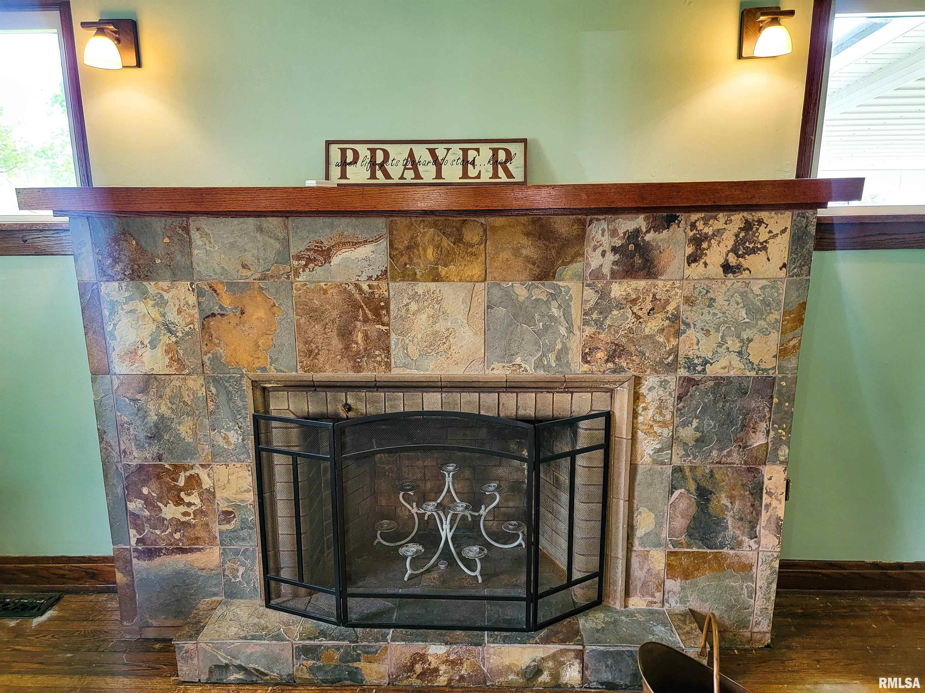 133 East 4th Street Flora, IL 62839 - Photo 15 of 93 Gallery Image 15