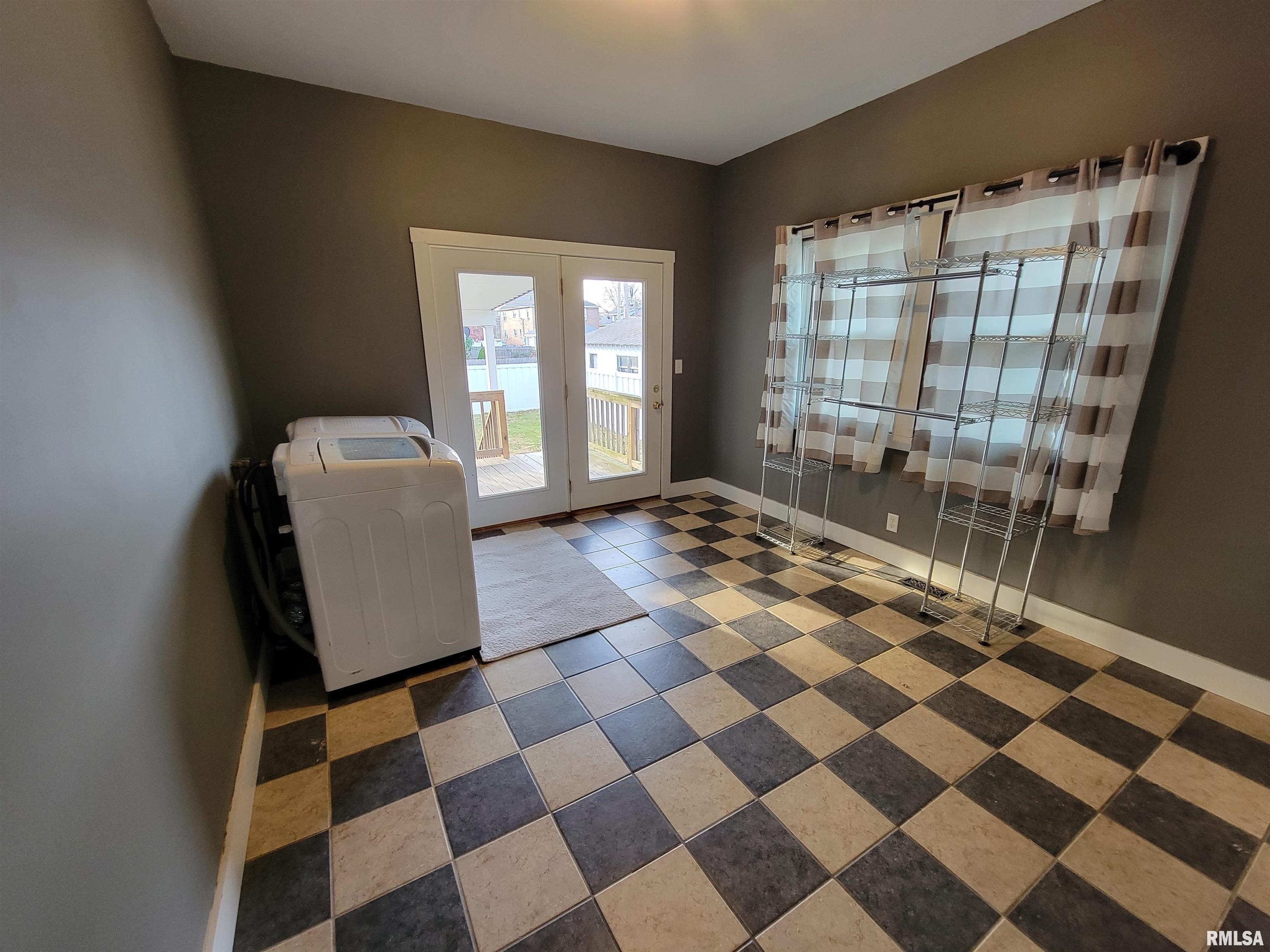 133 East 4th Street Flora, IL 62839 - Photo 44 of 93 Gallery Image 44