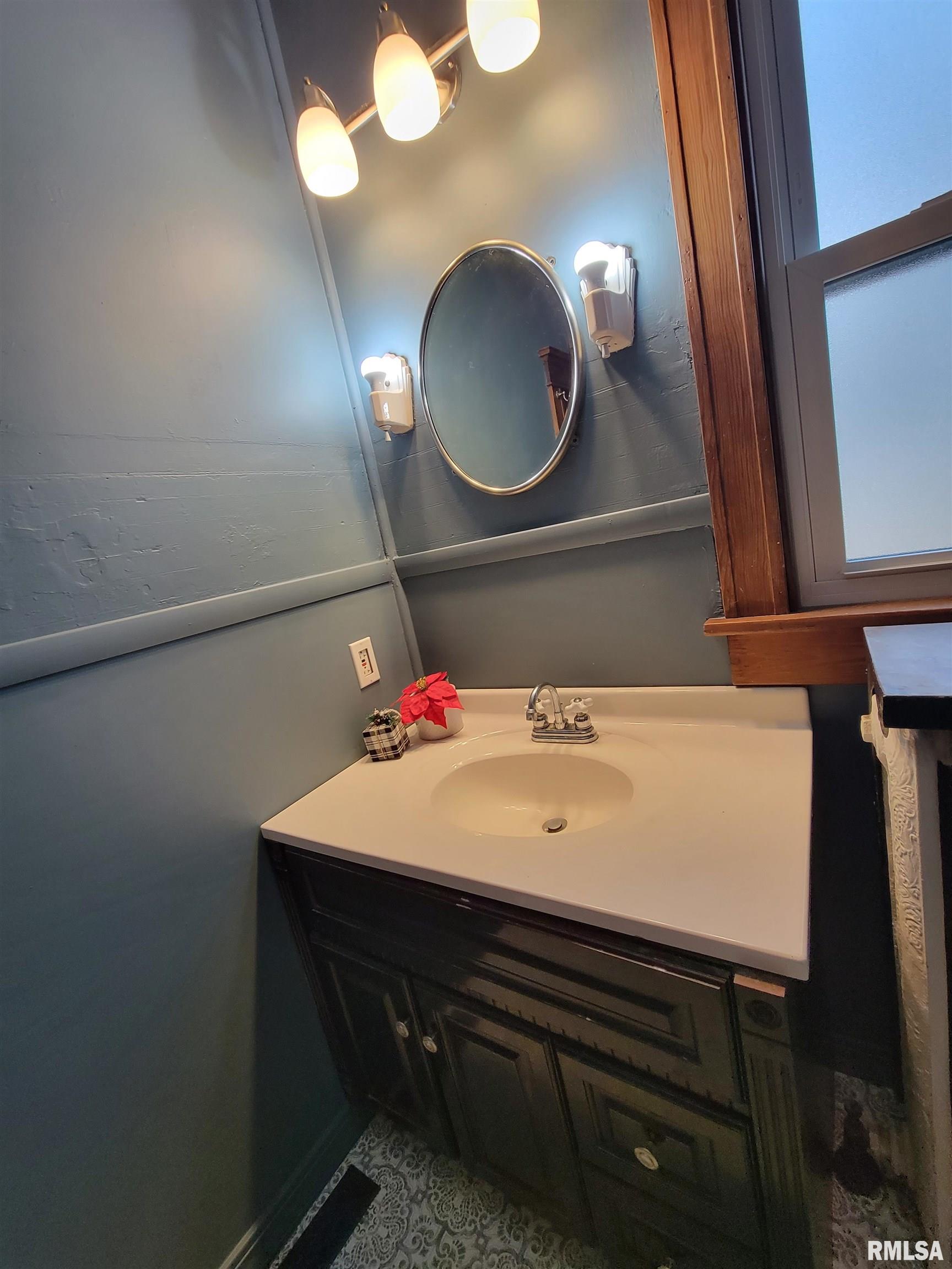 133 East 4th Street Flora, IL 62839 - Photo 49 of 93 Gallery Image 49