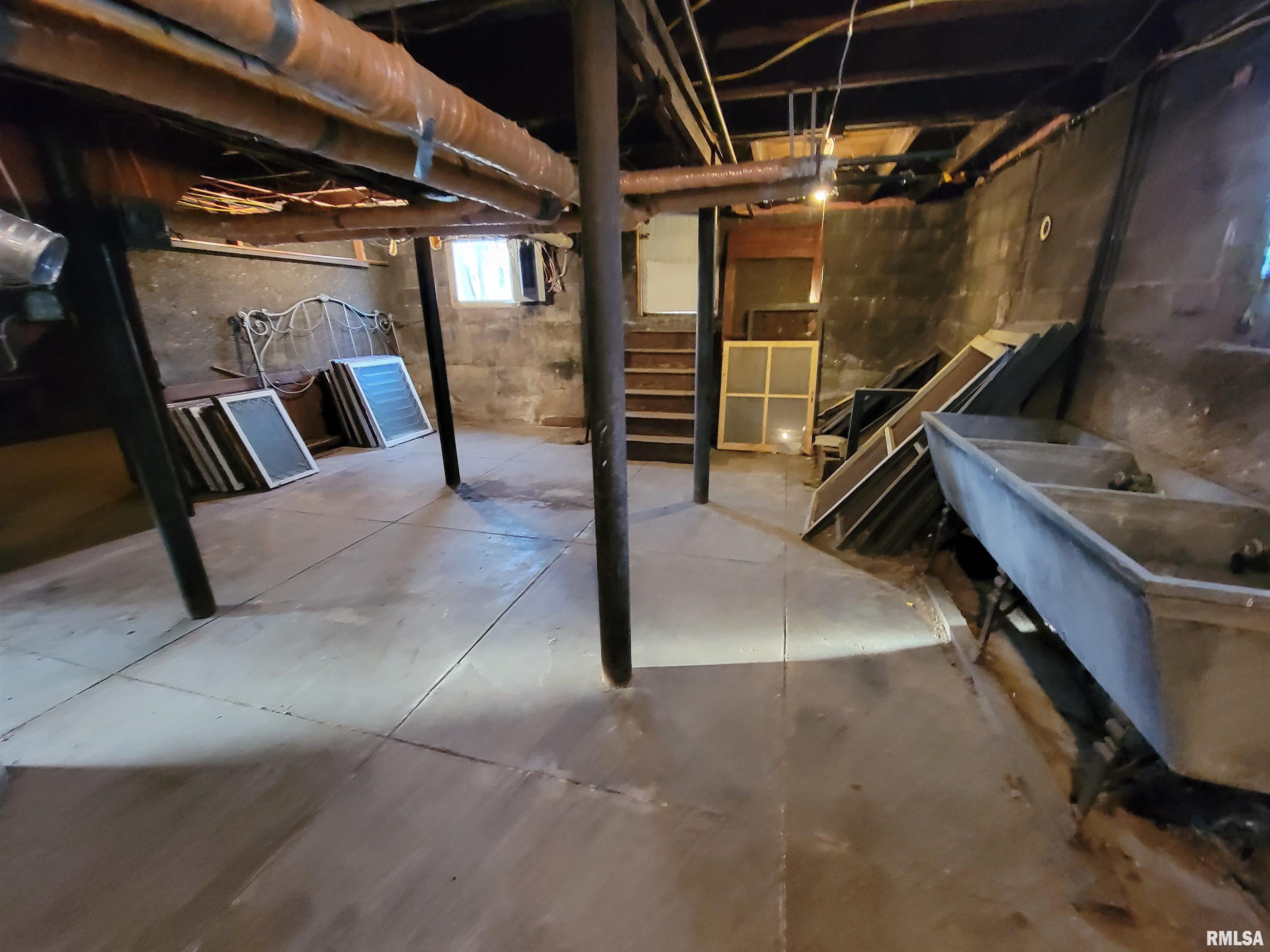 133 East 4th Street Flora, IL 62839 - Photo 79 of 93 Gallery Image 79