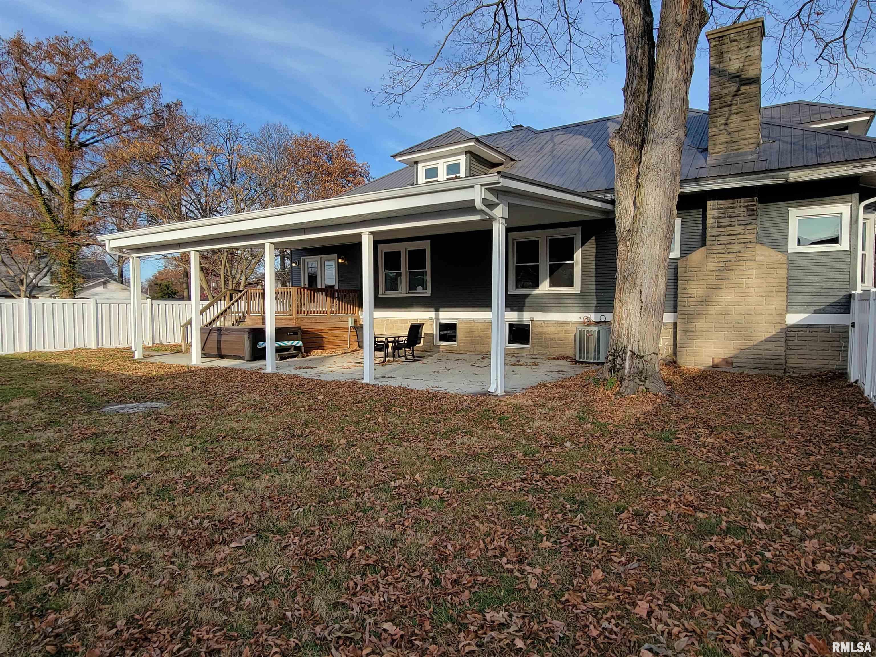 133 East 4th Street Flora, IL 62839 - Photo 88 of 93 Gallery Image 88