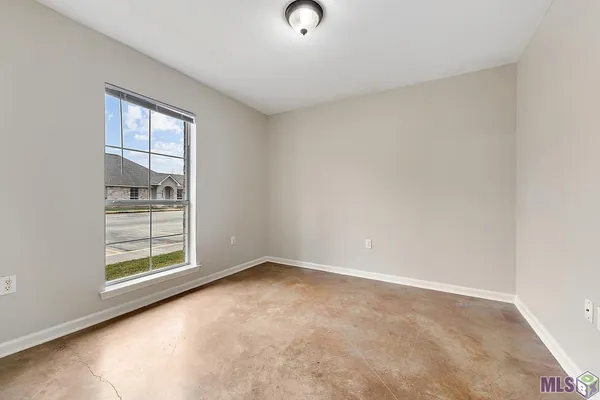 $1,200 | 30090 Mayer Street, Unit 28, Walker, LA 70785