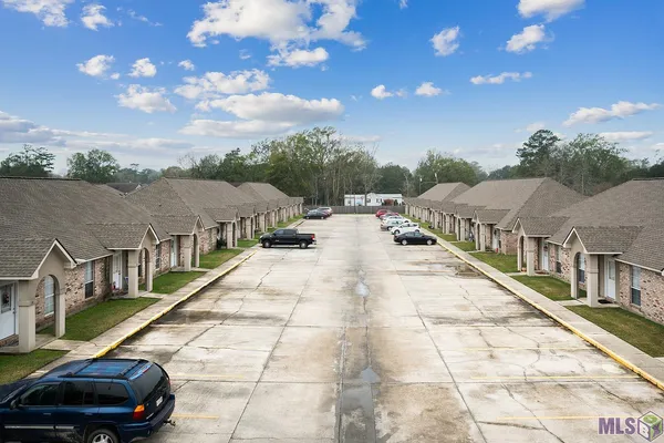 $1,200 | 30090 Mayer Street, Unit 28, Walker, LA 70785