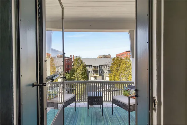$745,000 | 122 Neal Street, Unit 3N, Portland, ME 04102