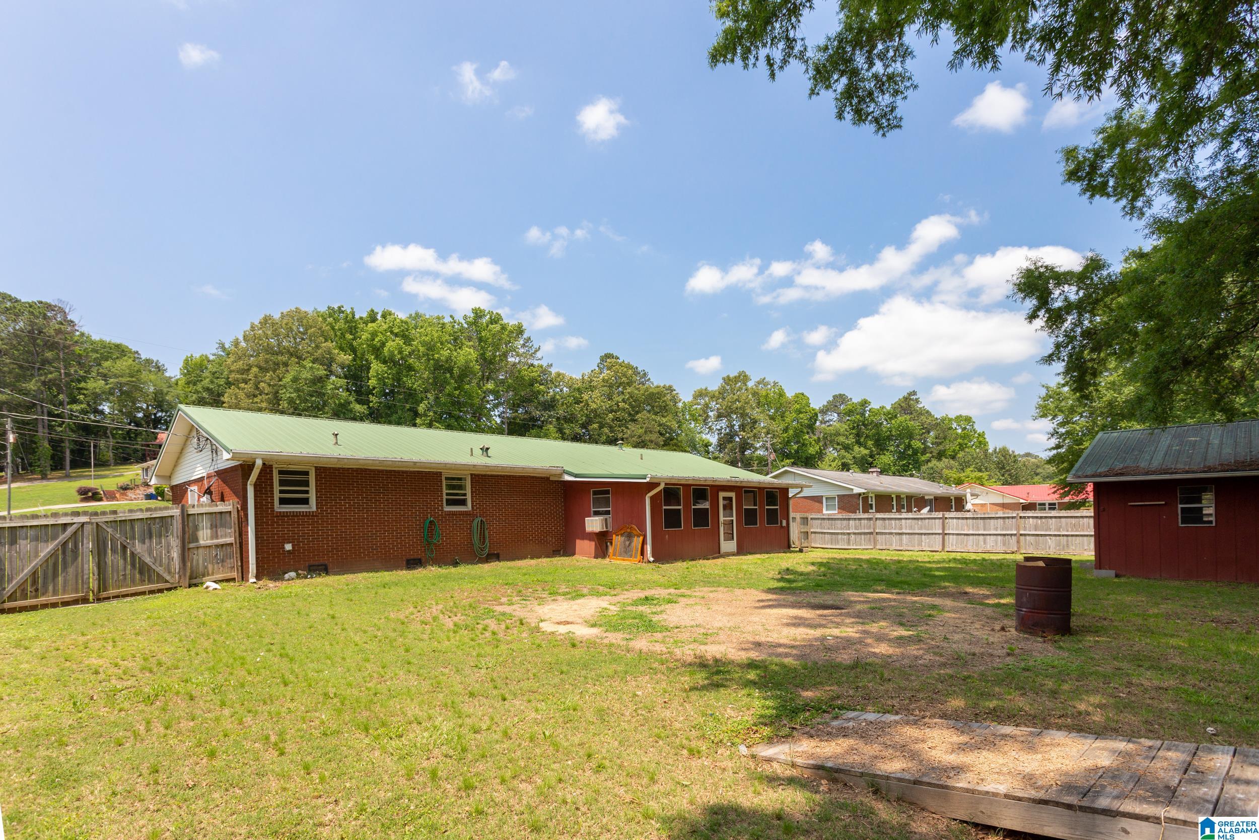 15 Carriage Road Anniston, AL 36206 - Photo 35 of 38