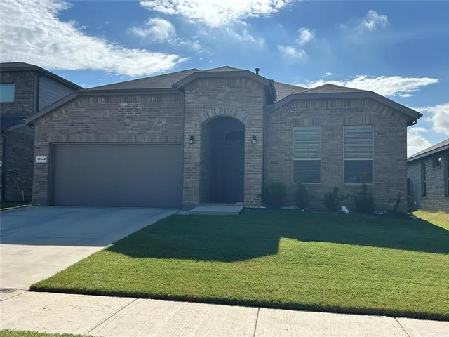 $2,150 | 11540 Wolfhound Drive, Fort Worth, TX 76052