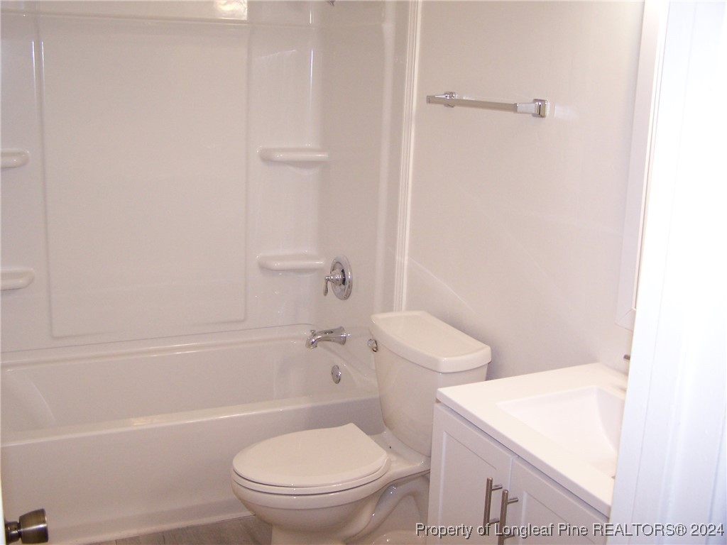 583 Winding Creek Road, Unit H Fayetteville, NC 28305 - Photo 17 of 32