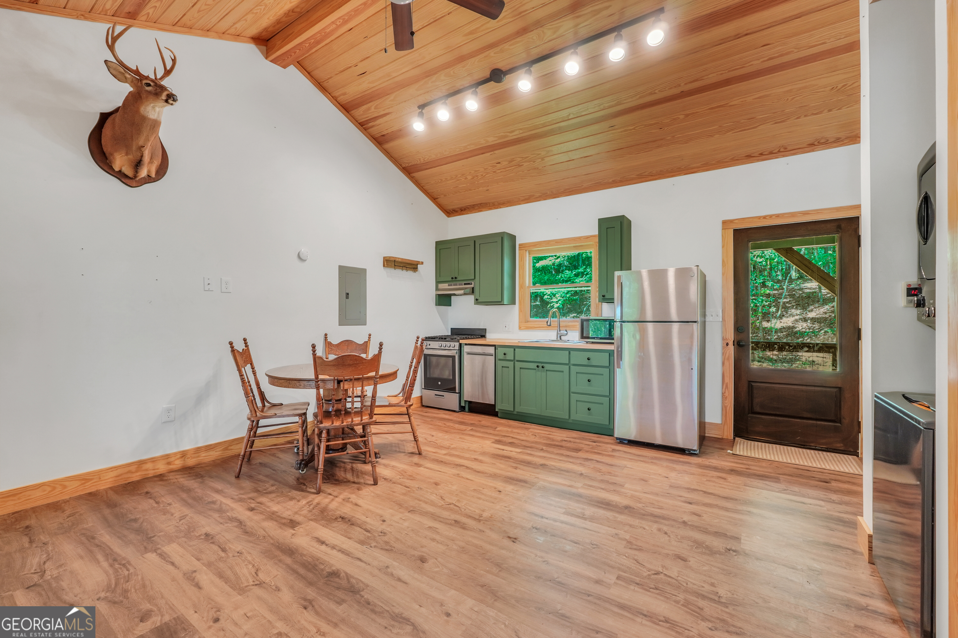 686 Burkett Road Thomaston, GA 30286 - Photo 59 of 70 a dining room with furniture and window