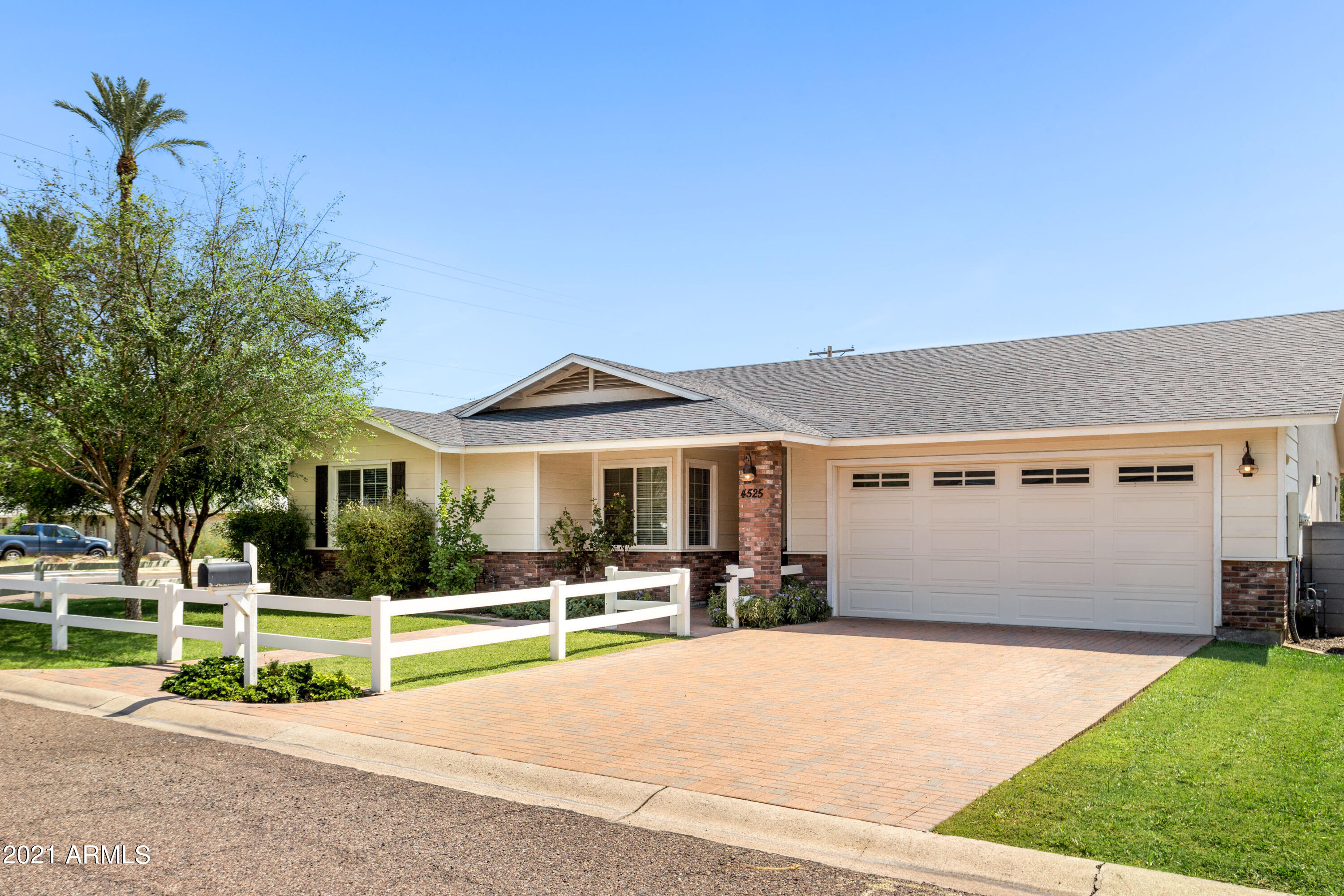 4525 East Cheery Lynn Road Phoenix, AZ 85018 - Photo 24 of 24 Welcome Home