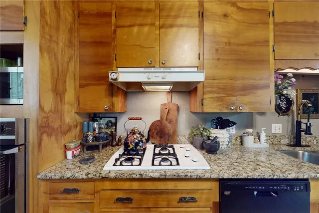 $289,000 | 101 South Thomas Street, Caldwell, TX 77836