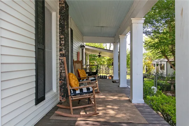 $289,000 | 101 South Thomas Street, Caldwell, TX 77836