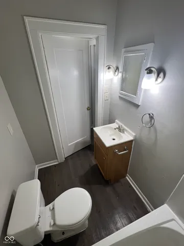 $695 | 854 North Bradley Avenue, Indianapolis, IN 46201