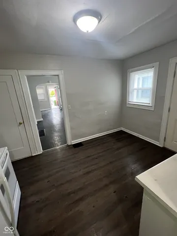 $695 | 854 North Bradley Avenue, Indianapolis, IN 46201