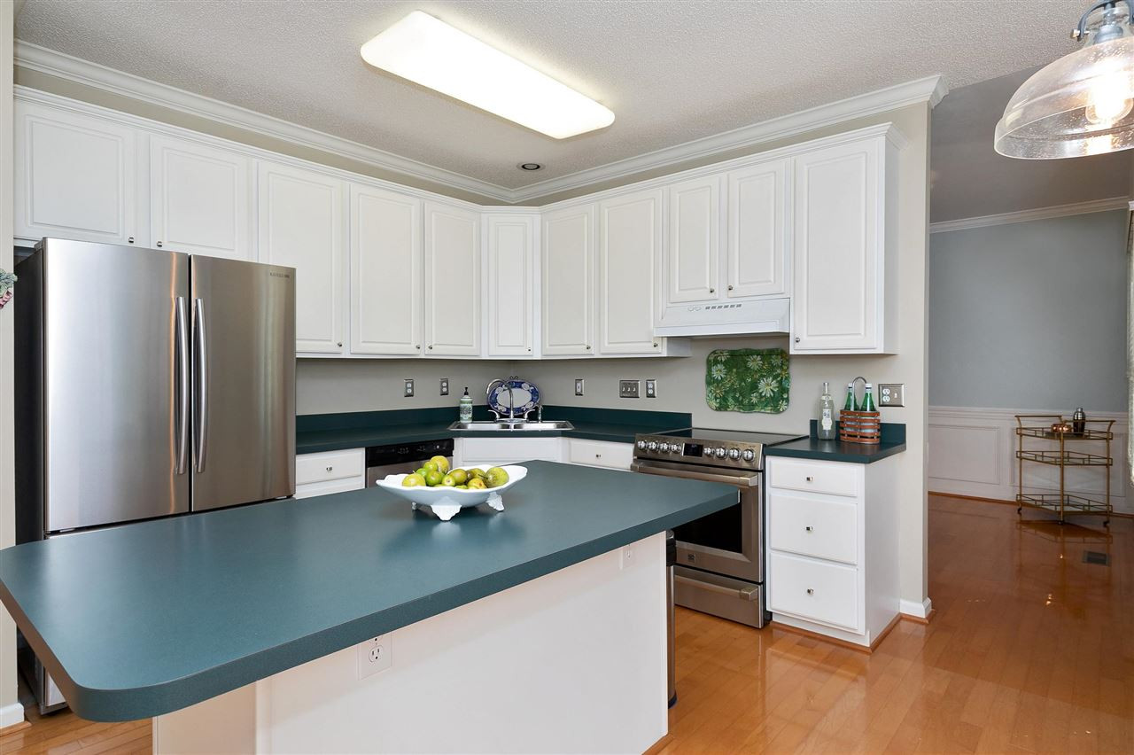 2325 Bolingbrook Lane Raleigh, NC 27613 - Photo 8 of 30 Photo 8