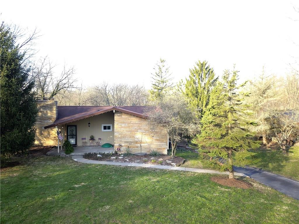 7919 Hawthorne Road Indianapolis, IN 46256 - Photo 2 of 32 Gallery Image 2