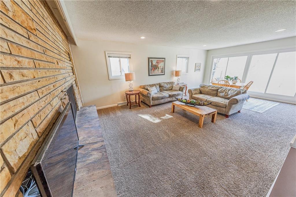 7919 Hawthorne Road Indianapolis, IN 46256 - Photo 7 of 32 Gallery Image 7