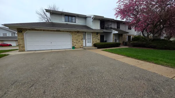 $225,000 | 1425 Sun Valley Drive, Unit 202, Mount Pleasant, WI 53406