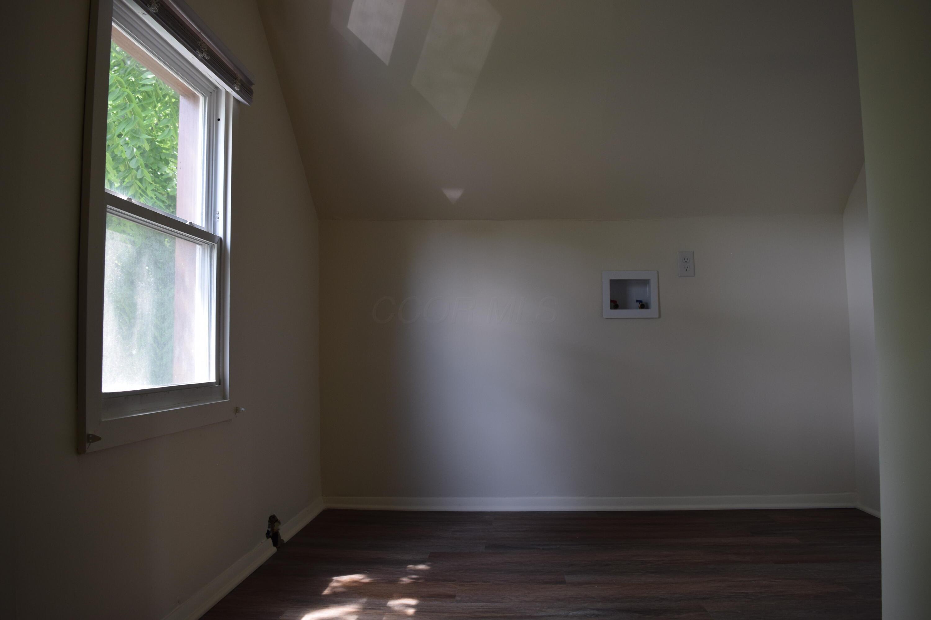 2034 Ferris Road Columbus, OH 43224 - Photo 11 of 14