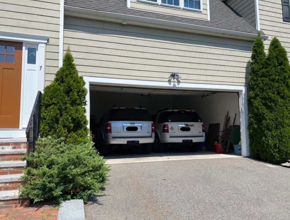 7 Maple Place, Unit 7 Needham, MA 02492 - Photo 34 of 38