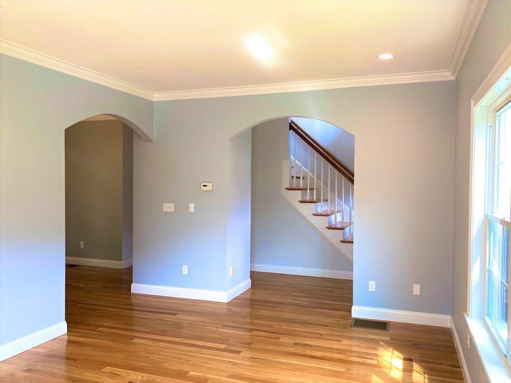 7 Maple Place, Unit 7 Needham, MA 02492 - Photo 6 of 38