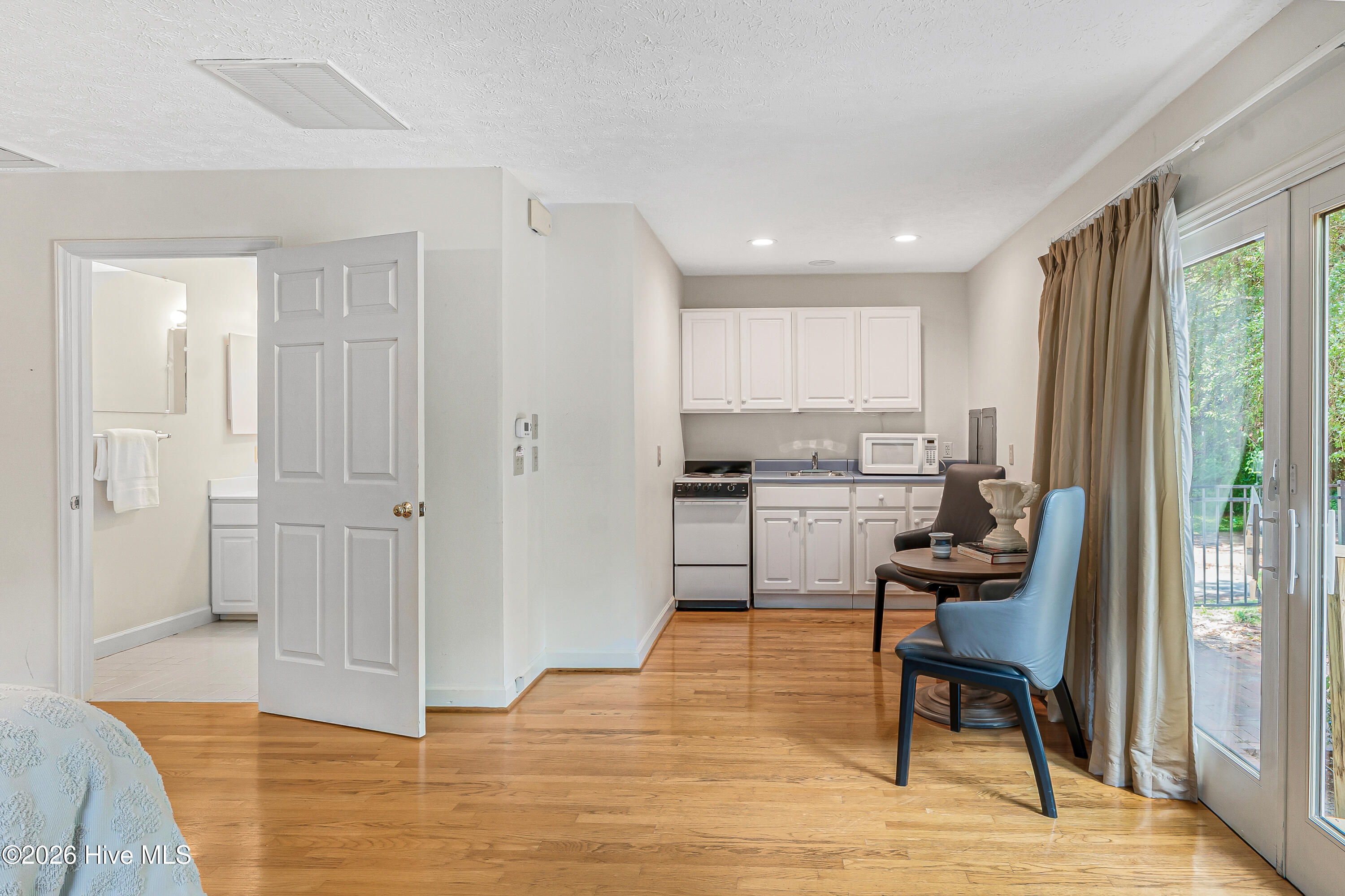 25 Magnolia Road Pinehurst, NC 28374 - Photo 49 of 73 Bedroom In Law Suite