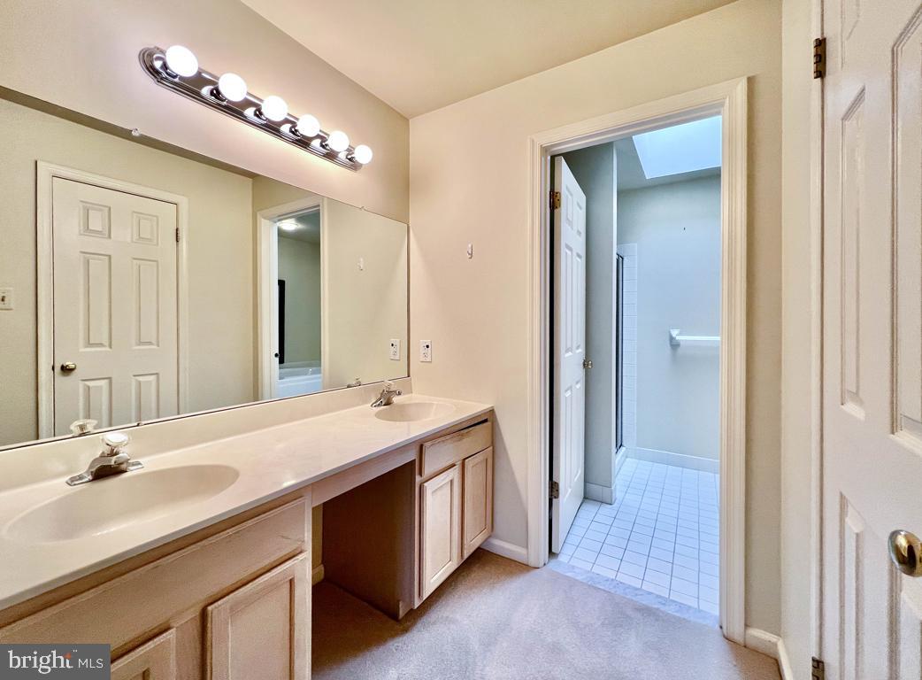 2406 Waterford Road Yardley, PA 19067 - Photo 21 of 32 MBR Dressing Room