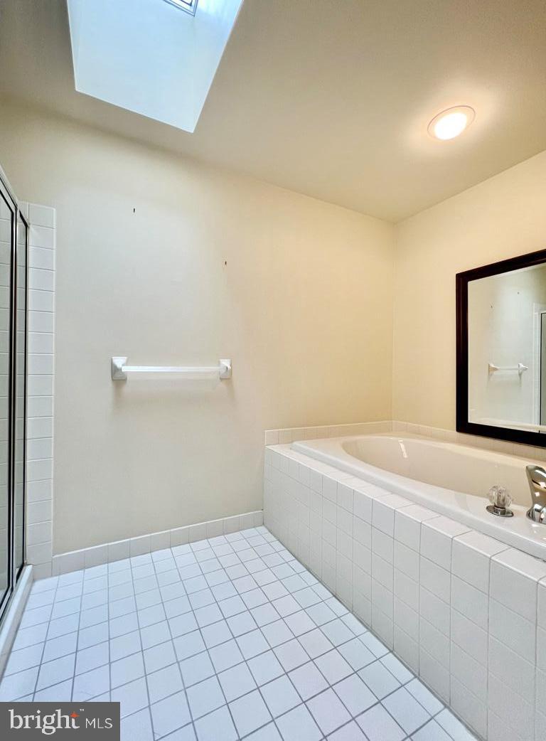 2406 Waterford Road Yardley, PA 19067 - Photo 22 of 32 Main Bathroom