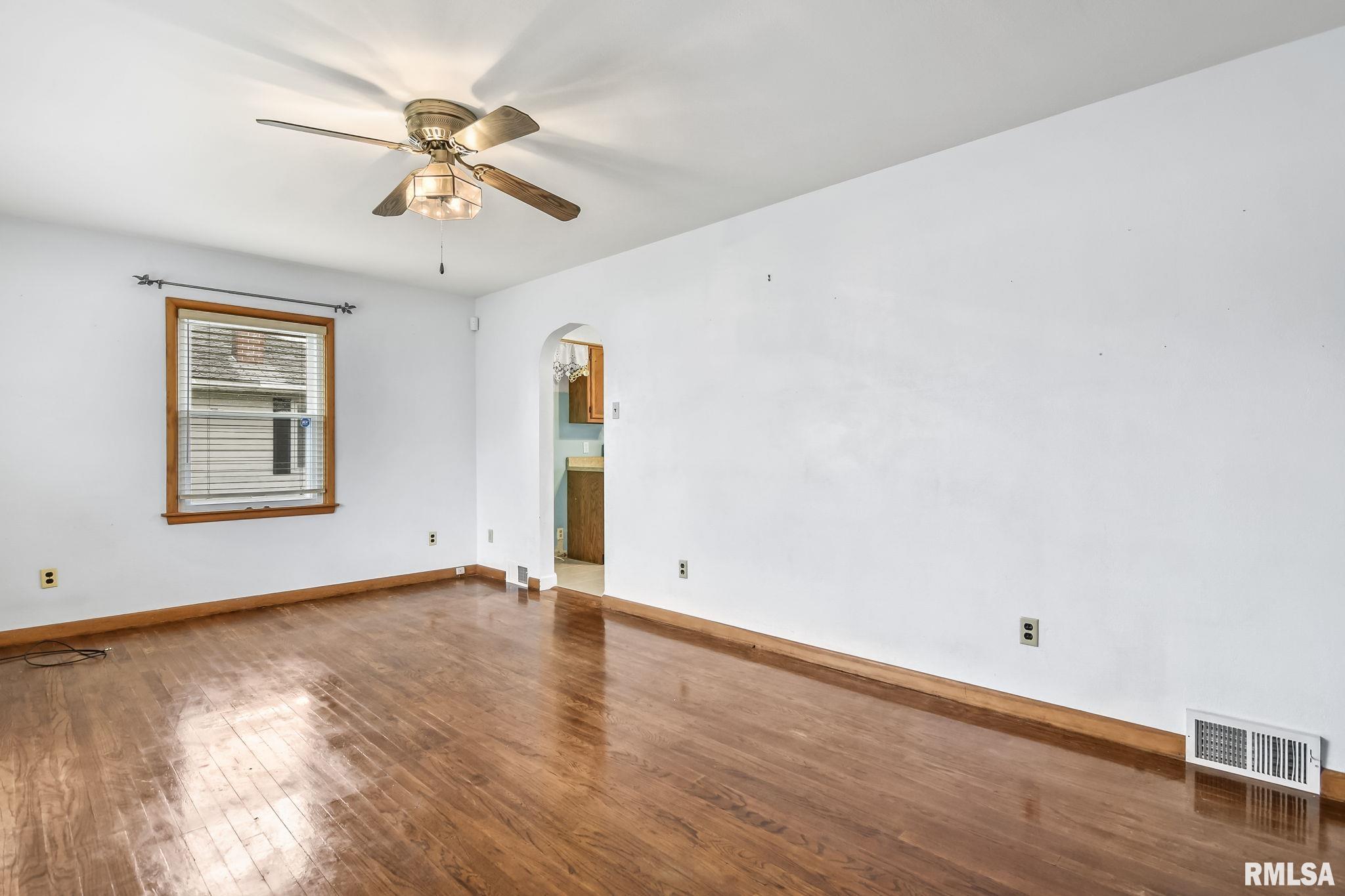 3612 Stanton Street Springfield, IL 62703 - Photo 4 of 31