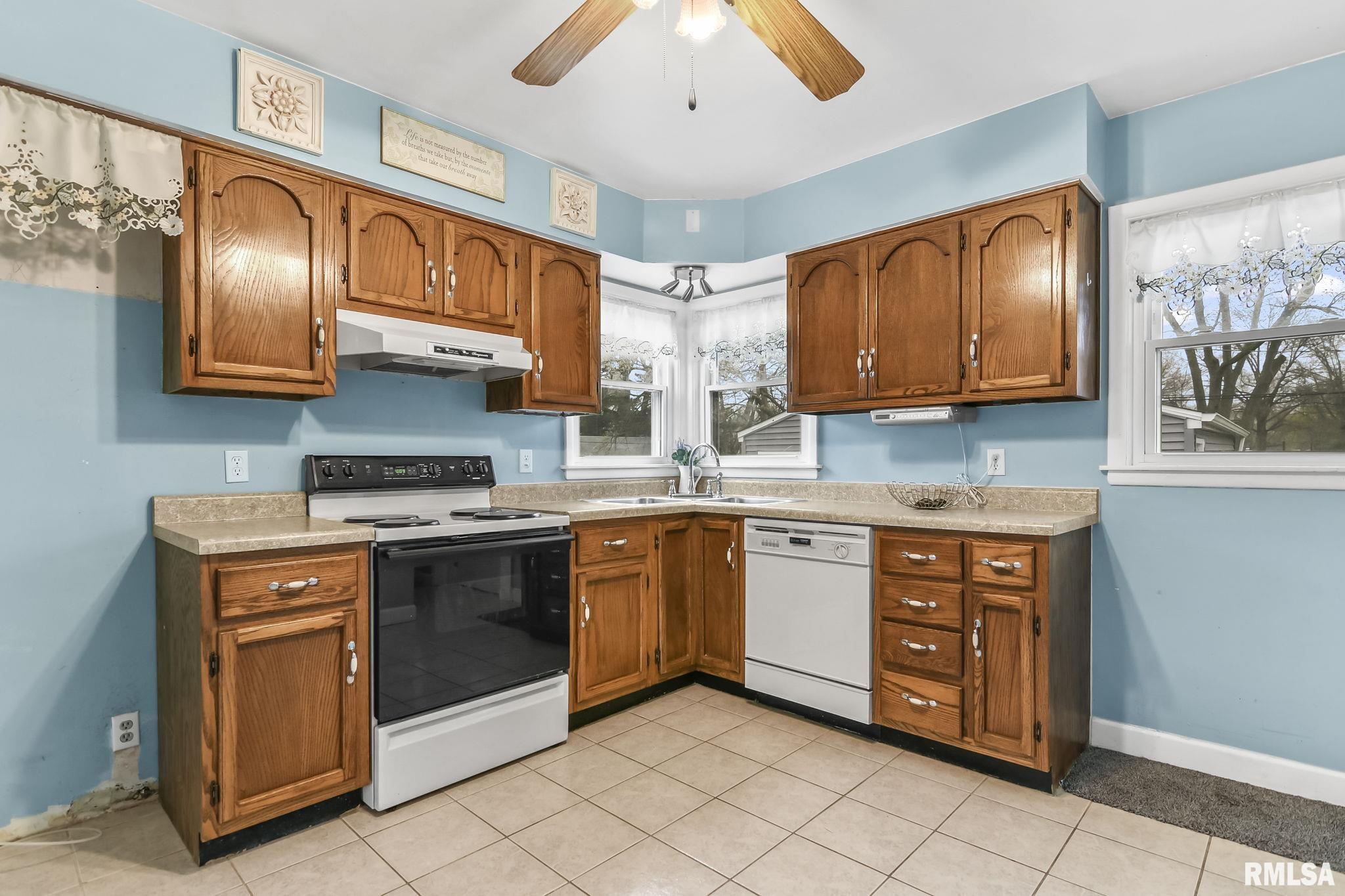 3612 Stanton Street Springfield, IL 62703 - Photo 7 of 31