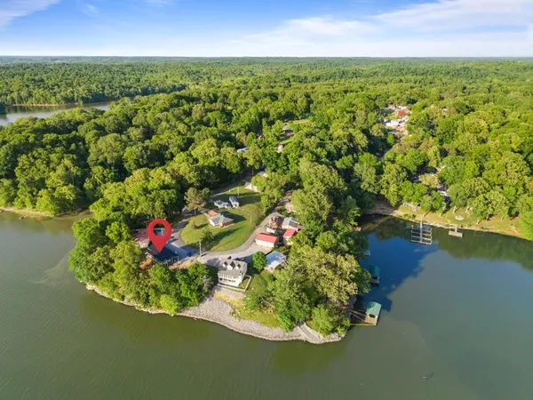 $299,999 | 774 Ridge Drive, Cadiz, KY 42211