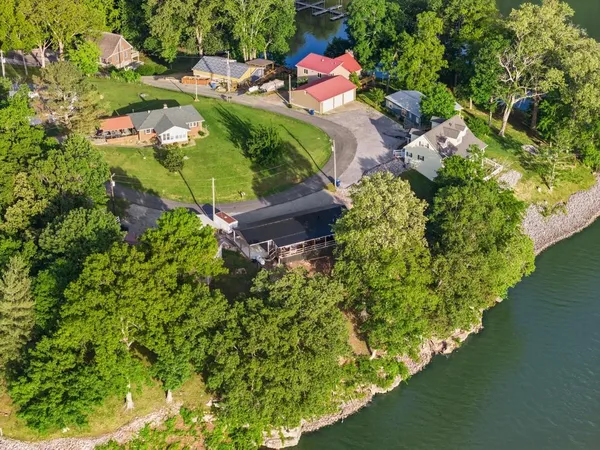 $299,999 | 774 Ridge Drive, Cadiz, KY 42211