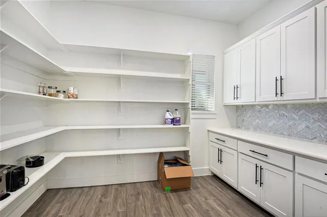 $528,000 | 377 Sarra Lane, Poolville, TX 76487