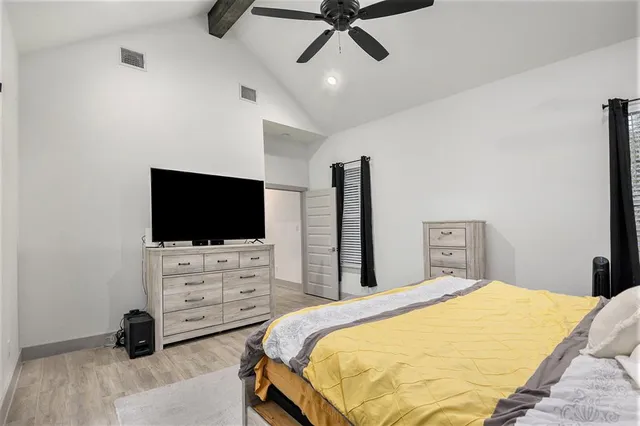 $528,000 | 377 Sarra Lane, Poolville, TX 76487